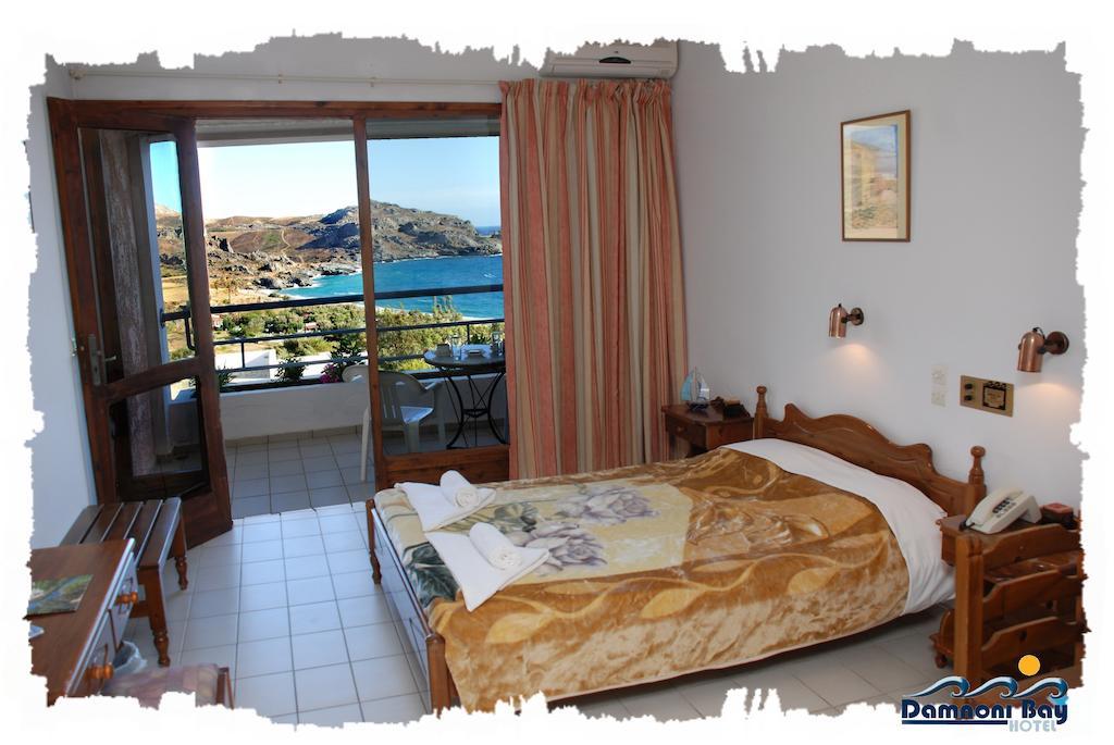 Damnoni Bay Hotel Room photo