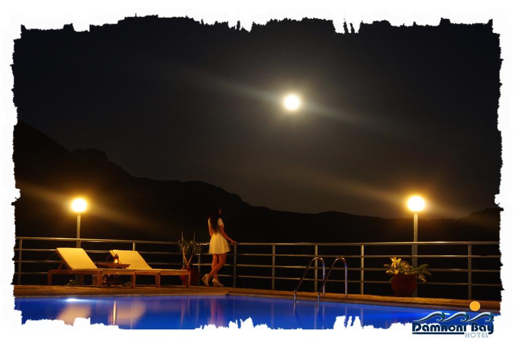 Damnoni Bay Hotel Exterior photo